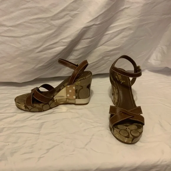 Coach Alina sandals size 8.5 - Picture 2 of 9